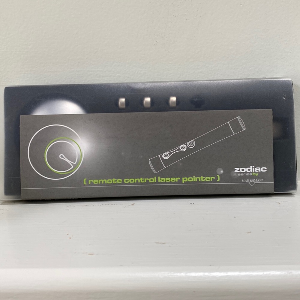 Remote control laser pointer
